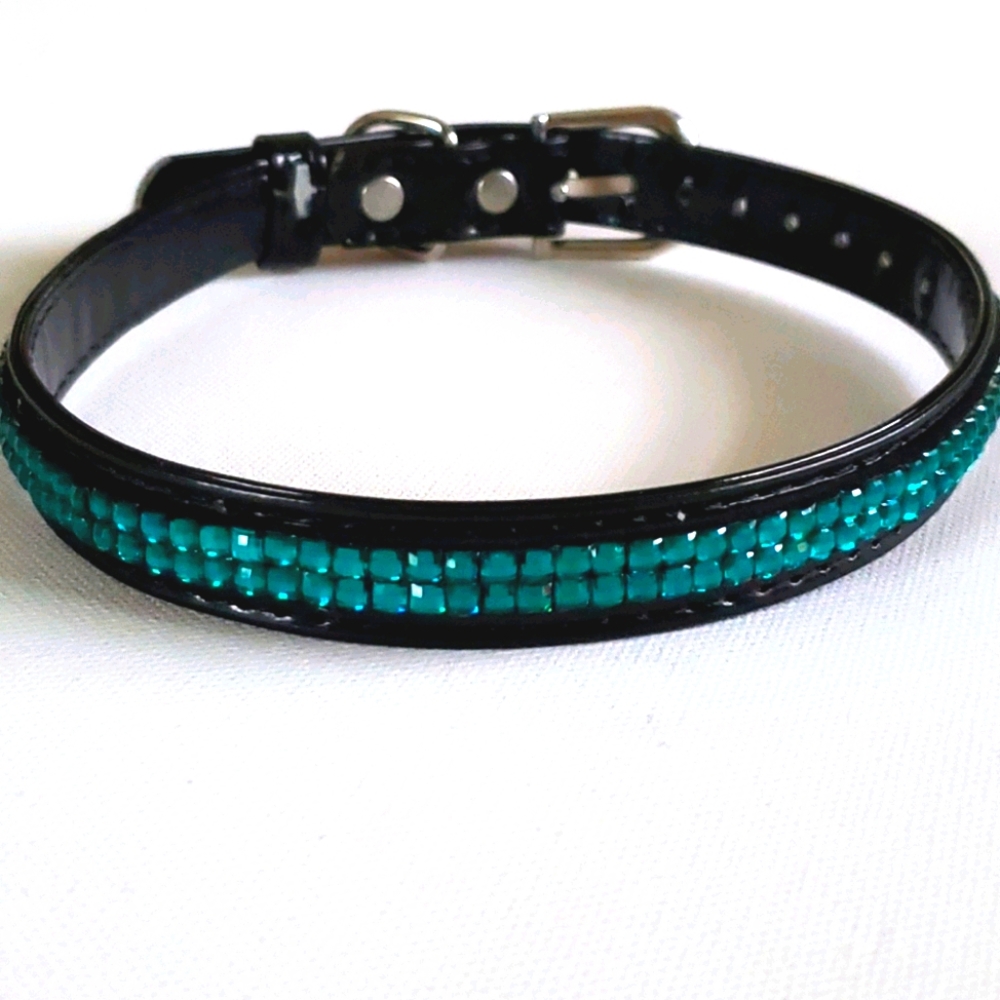 Dog Collar Green Iridescent Stones Faux Black Pate